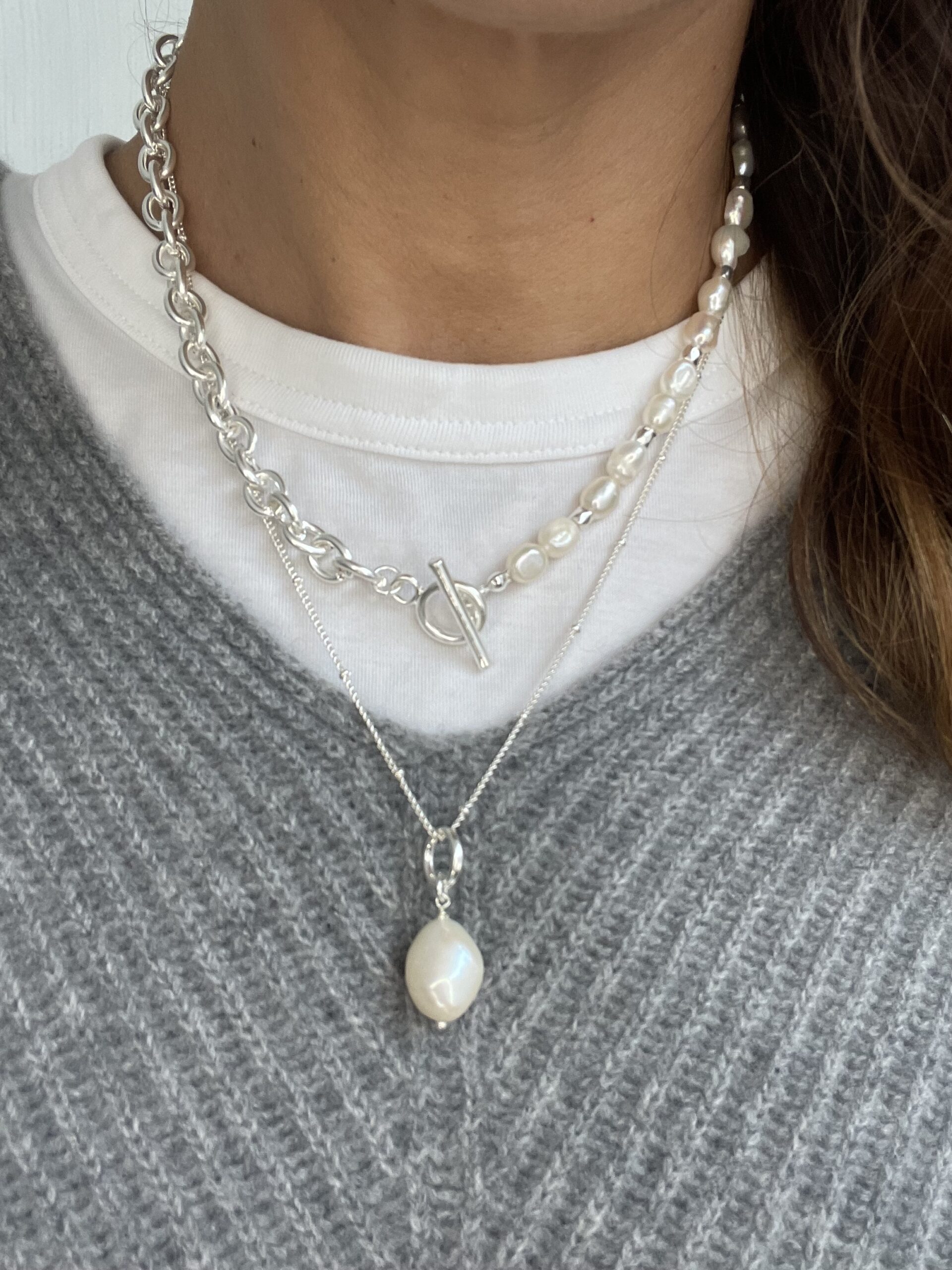 Jean Waterproof Baroque Pearl Necklace - Silver Plated Stainless Steel - Image 4