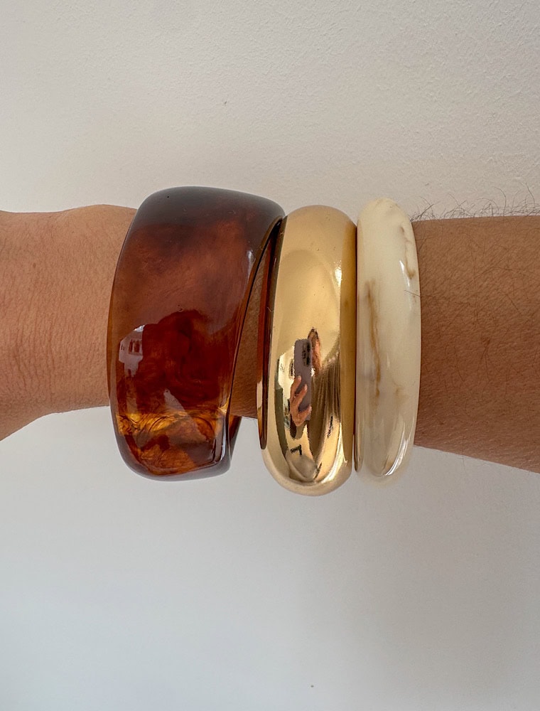 Simone resin bangle-Brown. - Image 3