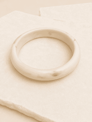 Denise resin bangle-Natural.