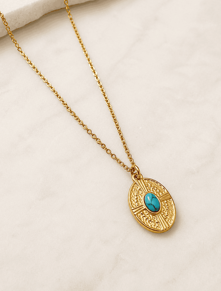 Evie waterproof oval disc necklace-18k gold plated stainless steel.