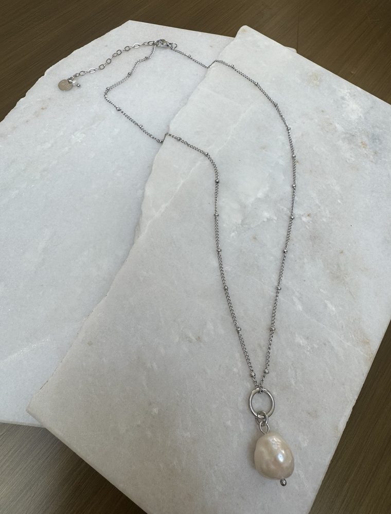 Sample Sale No.30-Waterproof chain with freshwater pearl charm. - Image 3